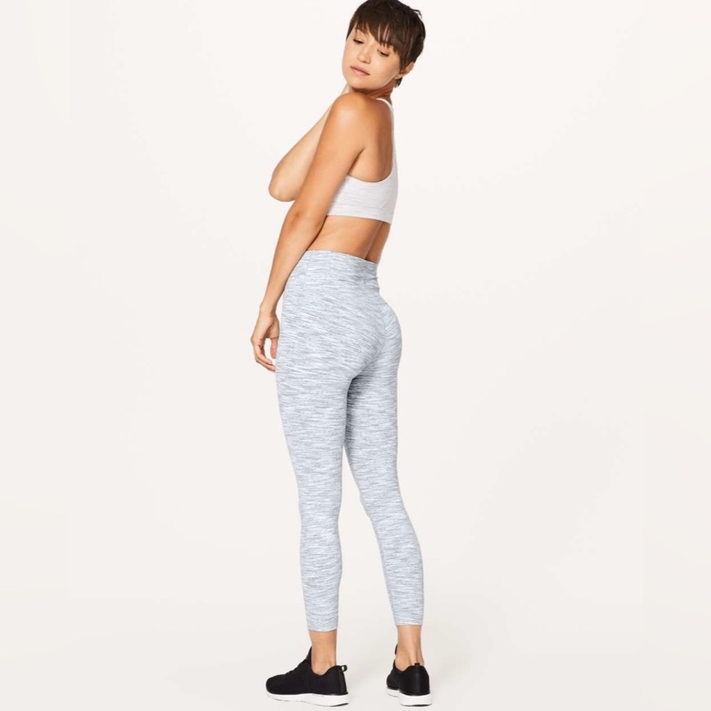 Lululemon High Rise 7/8 Tight 25" Leggings in Wee Are From Space Color Size 4